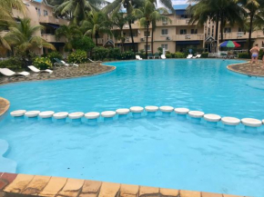 Perfect 3 bedroom Apt, 2min walk to best beach